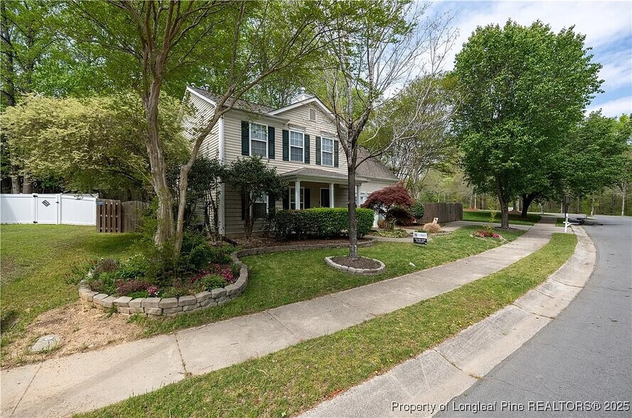Building Photo - Room in Single Family Home on Feldspar Way