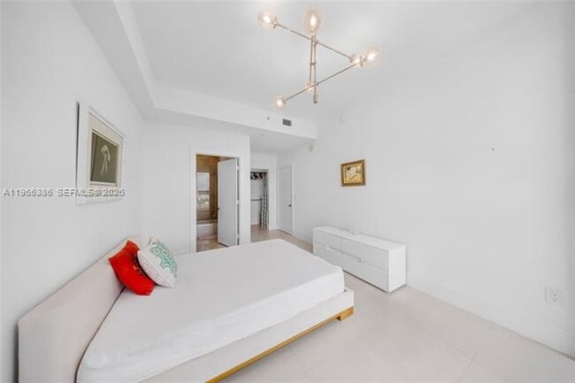 Building Photo - 7901 Hispanola Ave