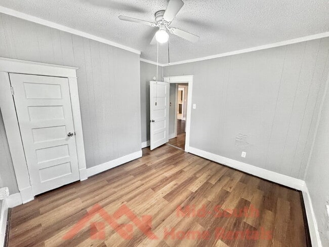 Building Photo - 3338 Coleman Ave