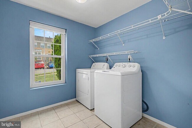 Building Photo - 7763 Asterella Ct