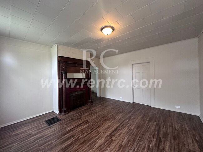 Building Photo - 511 Jackson-