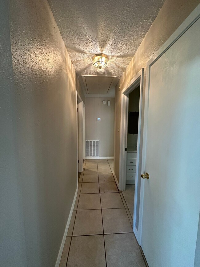 Building Photo - 20031 S Pecos Valley Trail