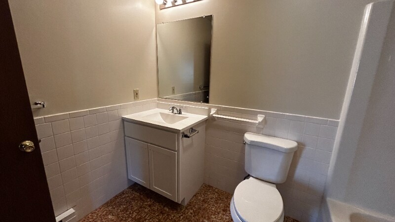 Building Photo - 1949 Western Ave