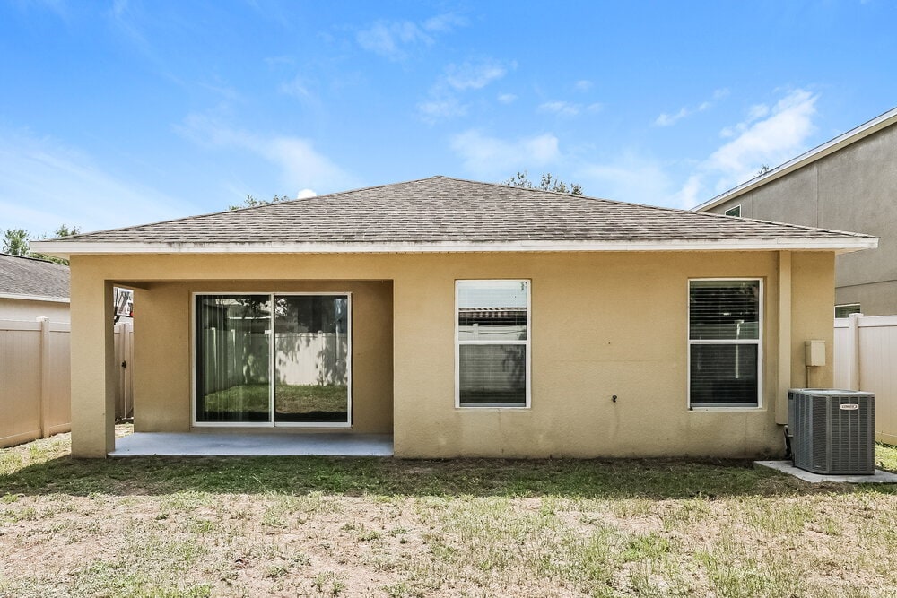 Building Photo - 7338 Lumber Port Dr