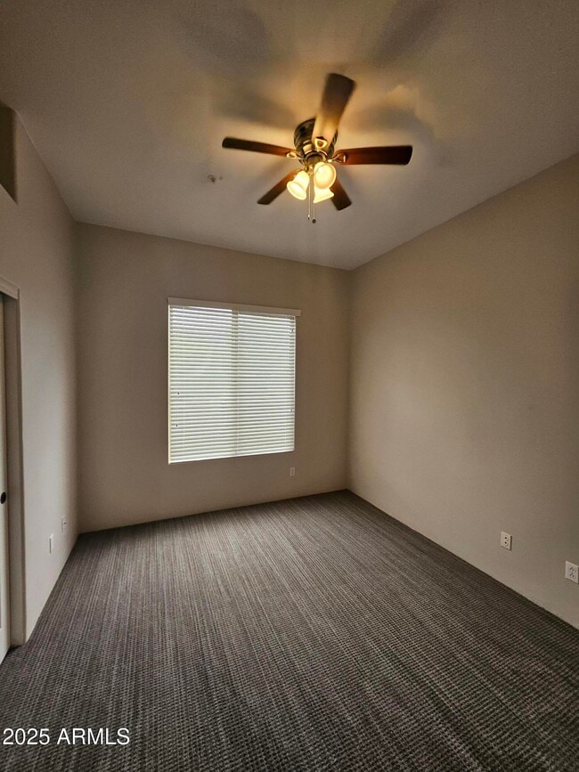 Building Photo - 11290 E Whitethorn Dr