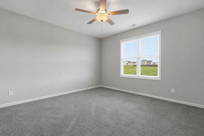 Building Photo - 295 Springtooth Dr