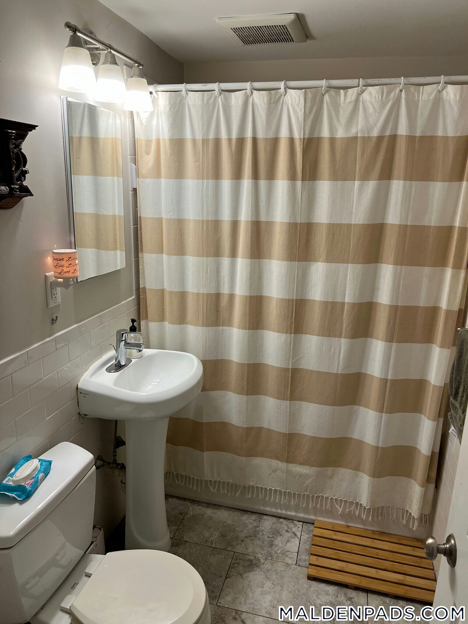 Building Photo - 134 Summer St