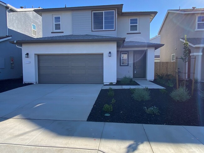 Building Photo - Newly Built in NW Visalia near Shannon Ranch!