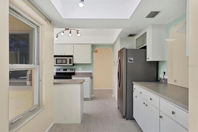 Building Photo - 3638 Glen Oaks Manor Dr