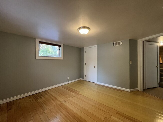 Building Photo - Beautiful 3-Bedroom Home with Remodeled Kitchen, Dual Living Spaces & Spacious Backyard