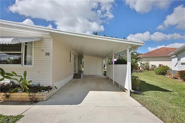 Building Photo - 95 Lemans Dr