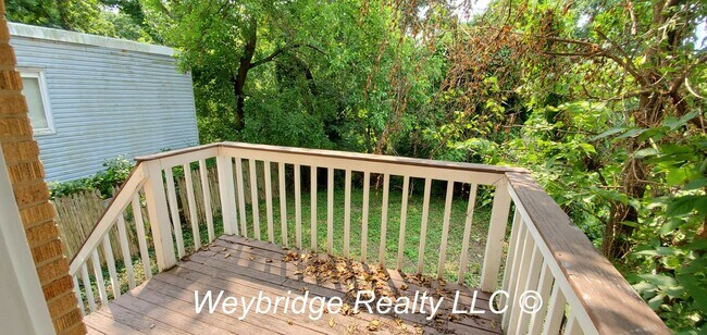 Building Photo - Spacious 3+ Bedroom Home in East Price Hill – Finished Basement & Large Backyard!