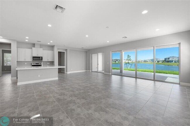Building Photo - 5350 Liberty Ln