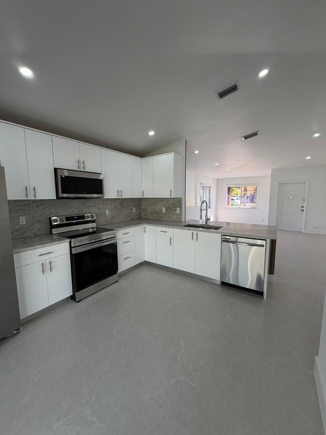 Building Photo - 20841 NW 1st St