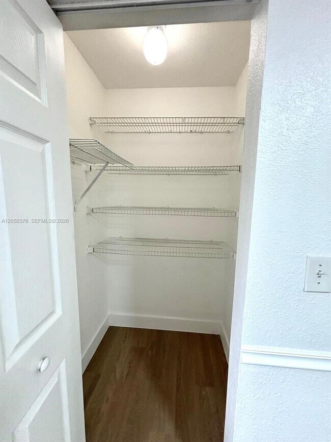 Building Photo - 3514 W 76th St
