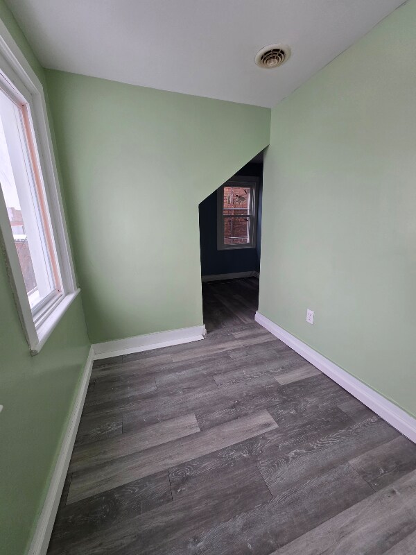 Building Photo - 5 West St