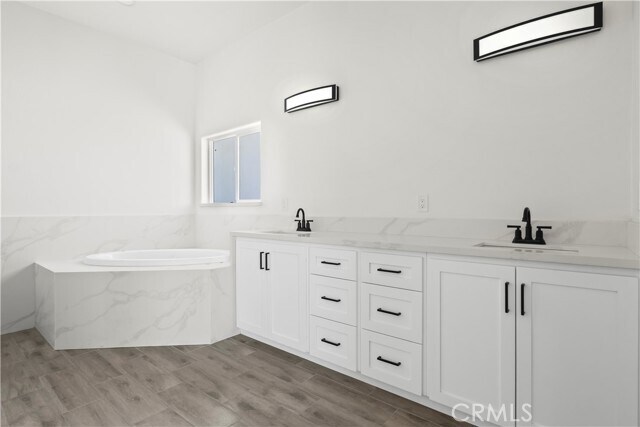 Building Photo - 6374 Cayucos Dr