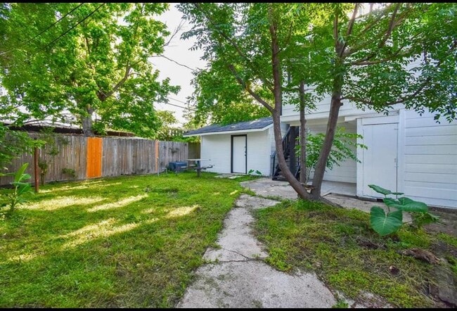 Building Photo - 6638 Granite St