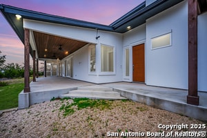 Building Photo - 2109 Bella Vista