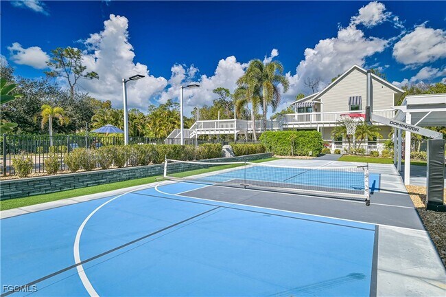 Building Photo - 6941 Hunters Rd