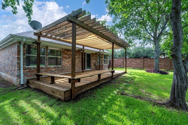 Building Photo - 7172 Ridge Oak Rd