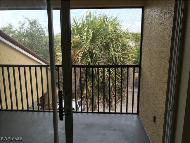 Building Photo - 7985 Preserve Cir