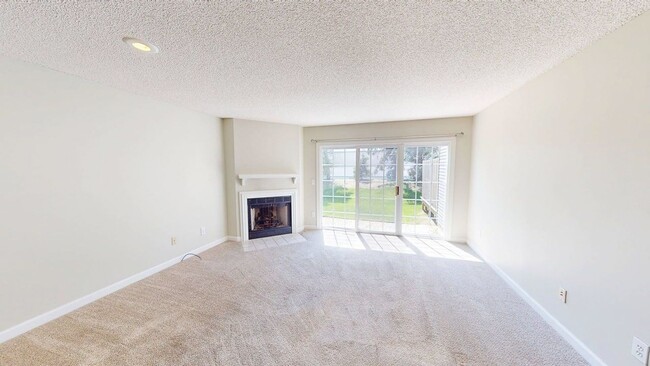 Building Photo - 2059 Coleman Dr