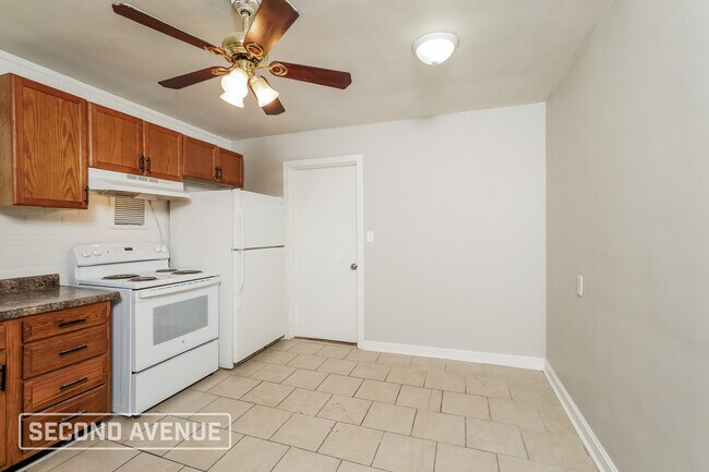 Building Photo - 2208 Plantation Dr