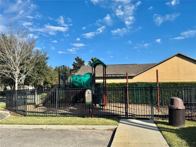 Building Photo - 2262 Romanum Dr