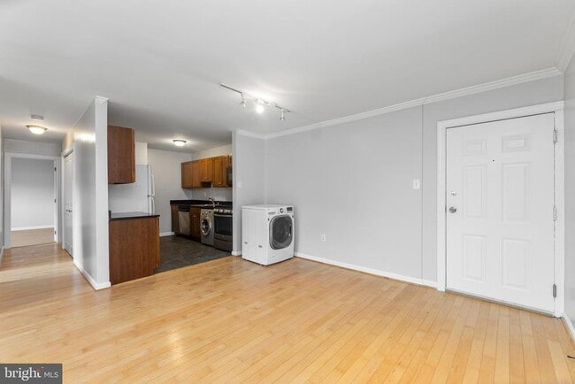 Primary Photo - 3107 Naylor Rd SE