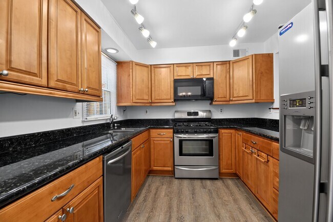 Building Photo - 5560 E Boniwood Turn