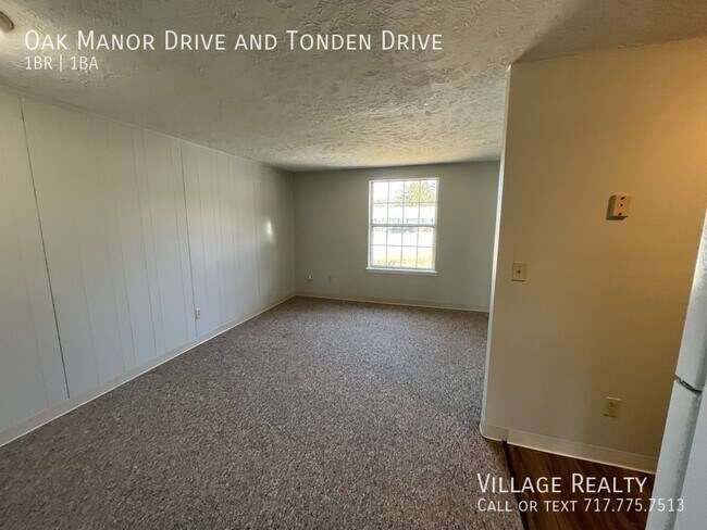 Building Photo - 228 Oak Manor Dr