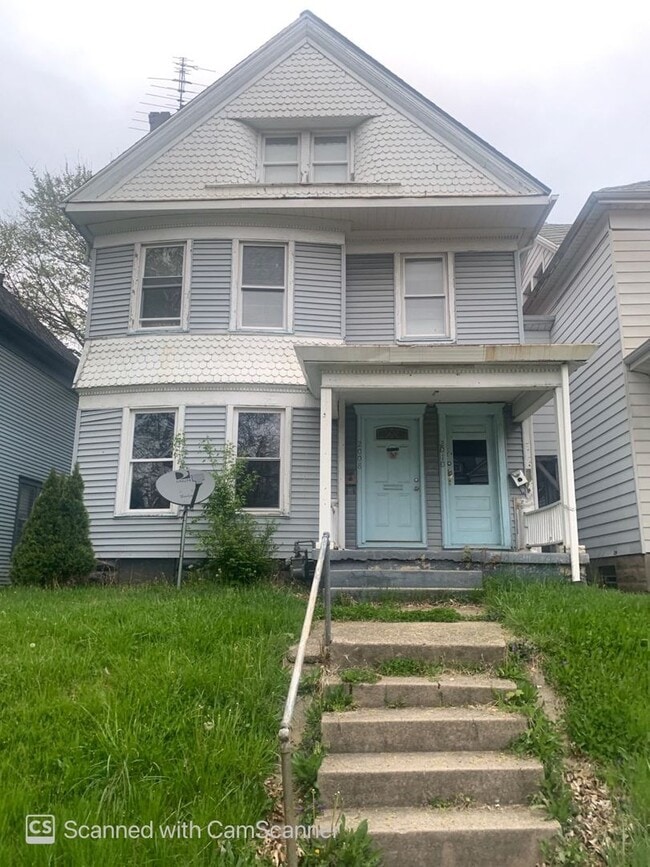 Building Photo - 2008-2010 Wayne Ave