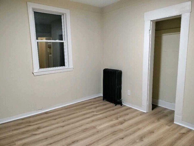 Building Photo - 680 Dixwell Ave