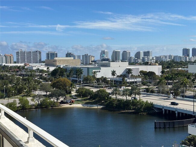 Building Photo - 1170 N Federal Hwy