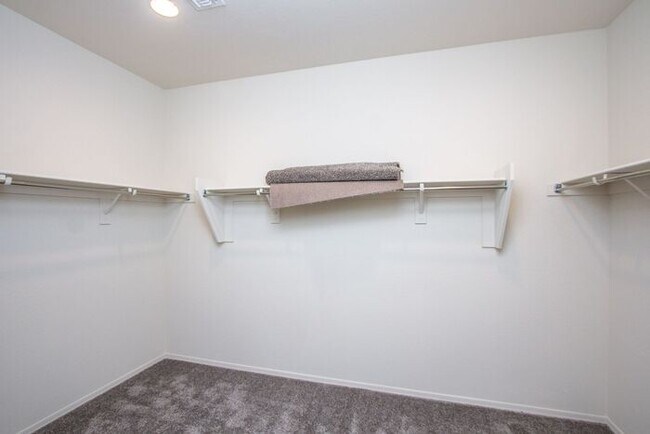 Building Photo - COMING SOON!! RECENTLY BUILT HOME IN MARICOPA!