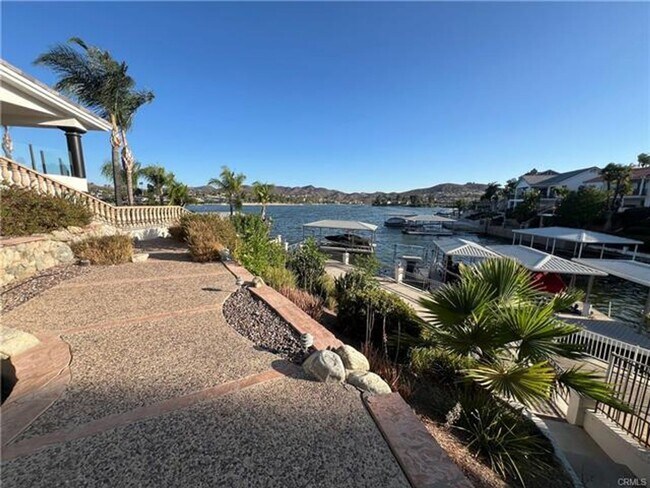 Building Photo - Stunning Lakefront Retreat in Gated Canyon...
