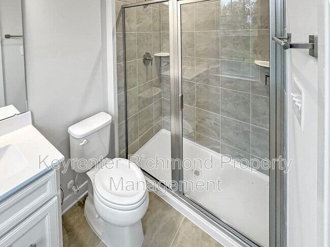 Building Photo - 1025 Arborway Ln