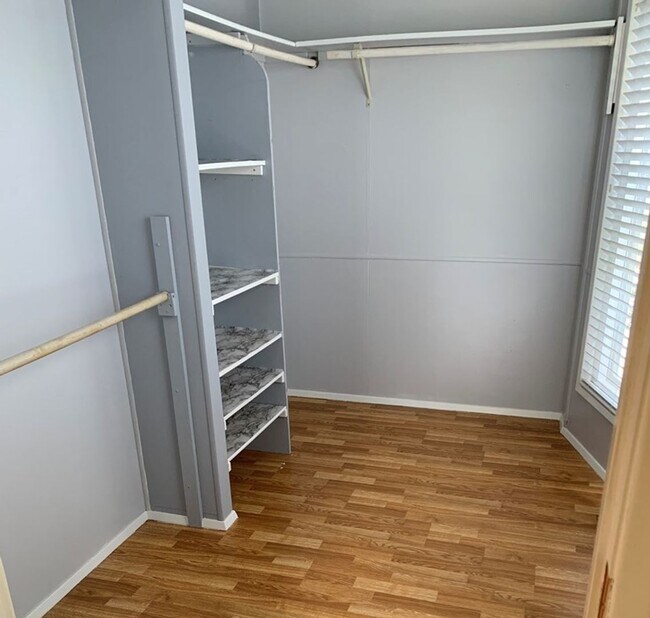 Building Photo - **Senior Community 55+ and Older** Large Home with Views!