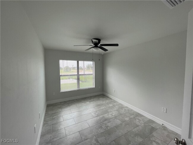 Building Photo - 1423 Gleason Pkwy