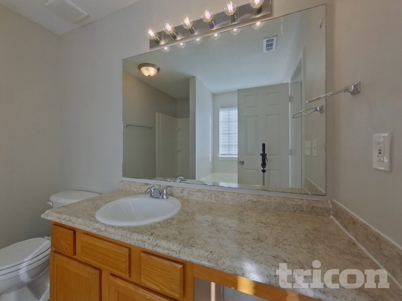 Building Photo - 6010 Deer View Pl