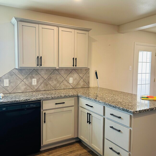 Building Photo - 317 81st St