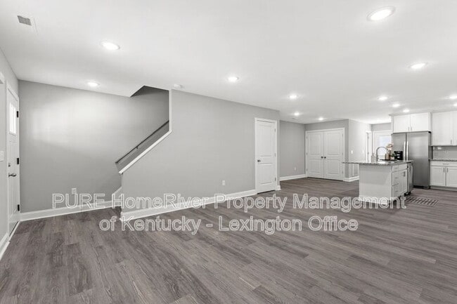 Building Photo - 1112 Judah Bear Blvd