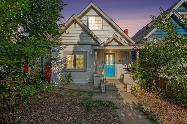 Building Photo - 3537 Lipan St