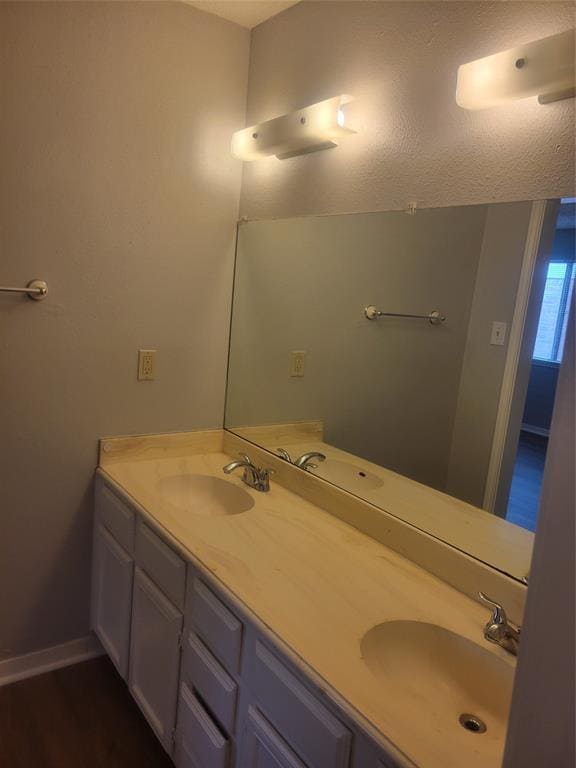 Building Photo - 3046 Mosby Dr