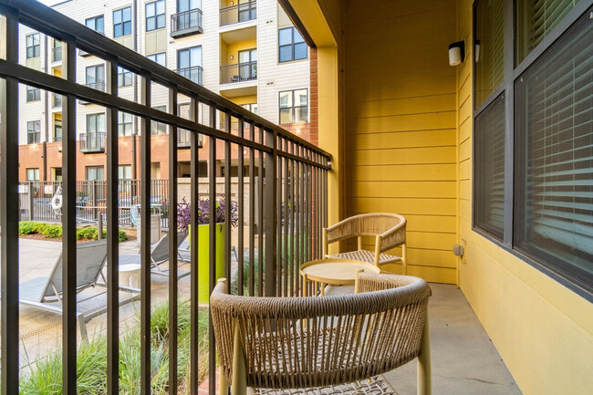 Building Photo - 408 E Hargett St