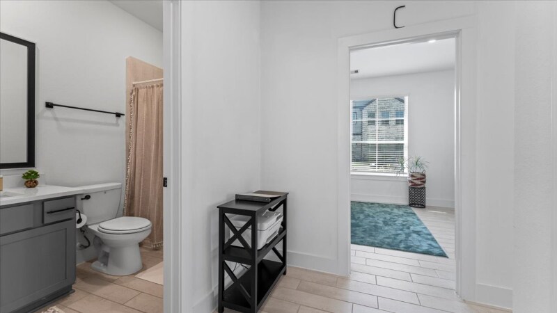 Building Photo - 15147 Colorado Bnd Pk Dr