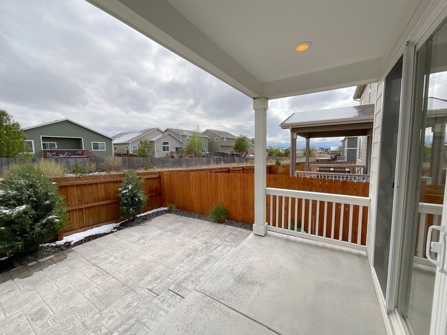 Building Photo - 3 Bedroom Home Available Near N Powers Blvd & Dublin Blvd!