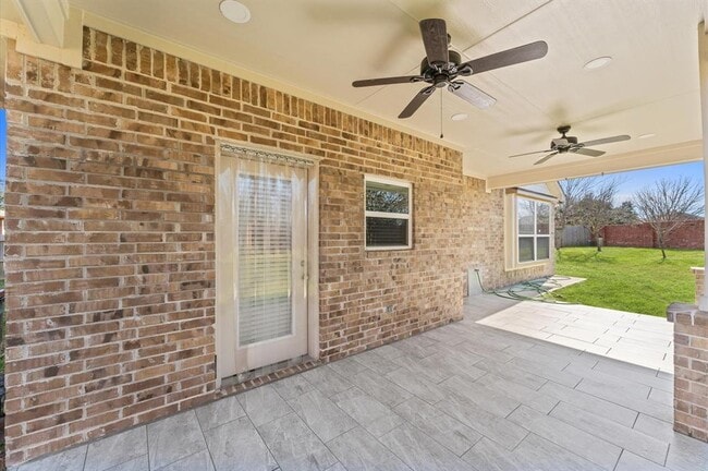 Building Photo - 7303 Enchanted Rock Ln