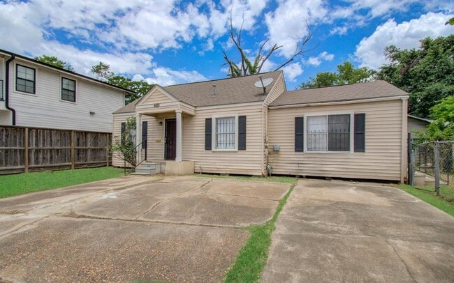 Building Photo - 4619 Orange St